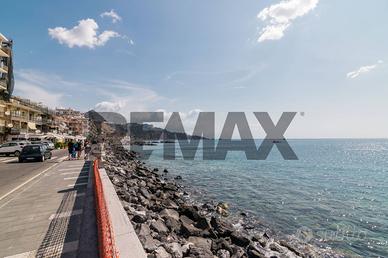 Garage/Box - Giardini-Naxos