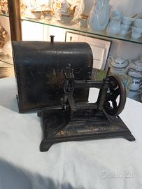 Macchina da cucire Vecchia Metallo