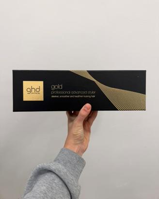 GHD GOLD