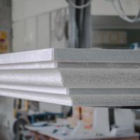 Arredo in pietra, marmo e legno