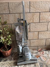 Aspirapolvere battitappeto