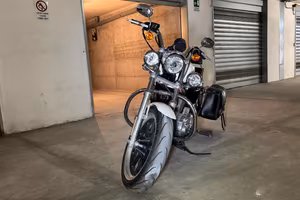 Moto Harley Davidson 883 XL Superlow 