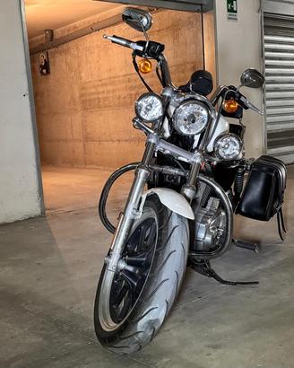 Moto Harley Davidson 883 XL Superlow 