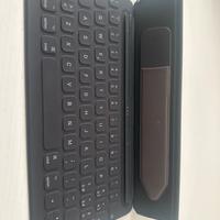 Apple Smart Keyboard Folio