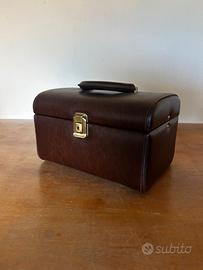 Beauty case vintage in pelle marrone