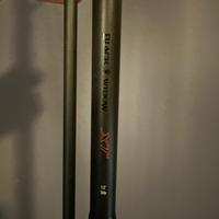 x2 Daiwa Black Widow 12ft 3lb