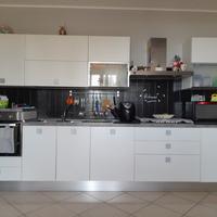 mobili per arredo appartamento 