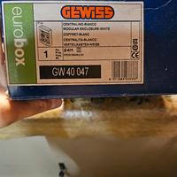 Gewiss scatole e pinza crimpatrice 