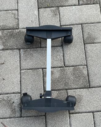 Carrello regolabile
