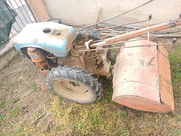 Motocoltivatore con fresa