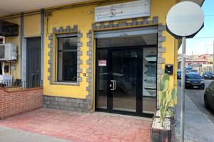 Locale commerciale ampio e luminoso