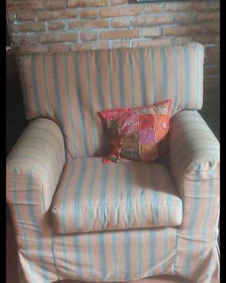 Coppia poltrone classiche a righe 