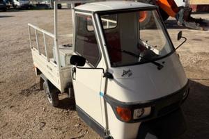 PIAGGIO MOTOCARRO APE 50 CASSONATO