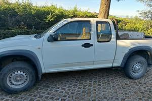 Isuku D-Max  2.5