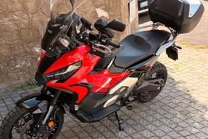 HONDA X-ADV 750
