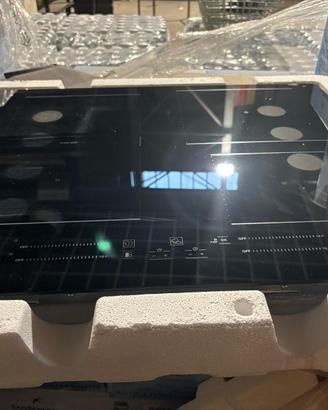 Piano ad induzione hotpoint