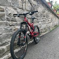 bicicletta commencal