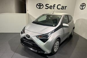 Toyota Aygo 1.0 VVT-i 72 cv 5 porte x-play TSS