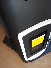 Termostufa a pellet LAMINOX IDRO mod. TOSCA 18 kW