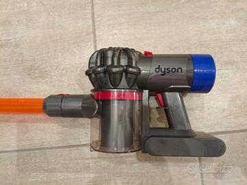 Aspirapolvere Dyson giocattolo