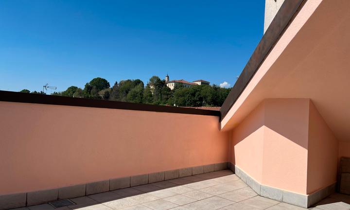 Splendido bilocale mansardato nel cuore del paese