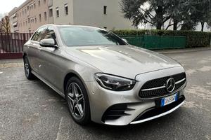 Mercedes Benz e300 AMG Premium light Night edition