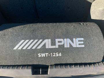 Alpine Swt 12S4 Subwoofer 1000w in cassa per auto