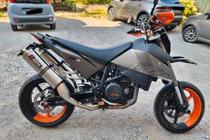 KTM 690 SuperMoto 2007 A2