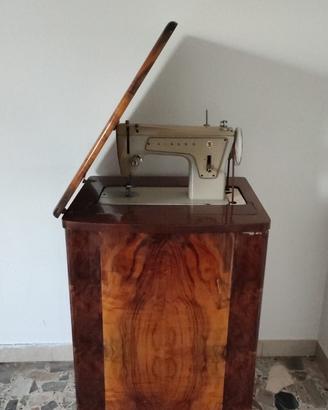 Macchina da cucire Singer