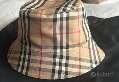 Cappello a secchiello Burberry