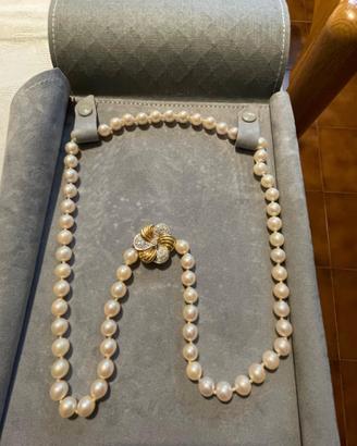 COLLANA PERLE CON   FERMAGLIO ORO BRILLANTINI