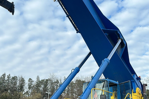 Sollevatore Telescopico Container 45 ton