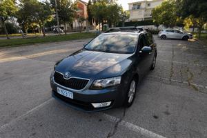 Skoda Octavia Wagon 1.6 tdi Ambition 110cv