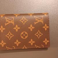 Porta passaporto Louis Vuitton