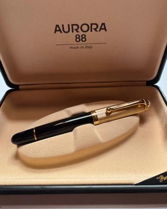Aurora 88 C – Stilografica a pistone