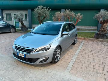 Peugeot 308 1.6D Euro6 Automatico NEOPATENTATI
