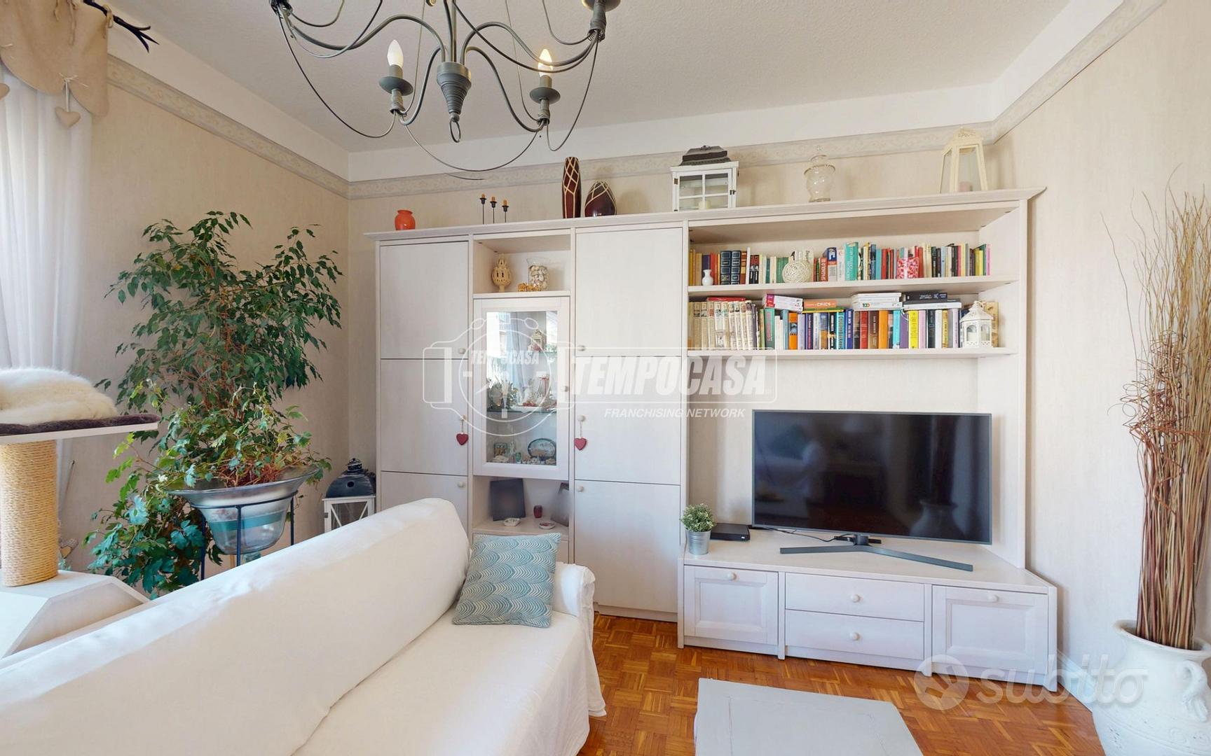 Appartamento a Torino Via Luigi Capuana 5 locali - Vista 2