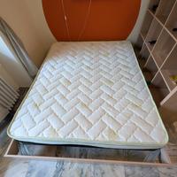 materasso nuovissimo 160x190