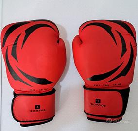 Guantoni ergonomici e fasce boxe Domyos