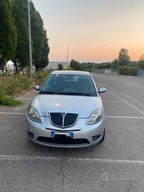Lancia Ypsilon  1.2 benzina cinghia distr nuova