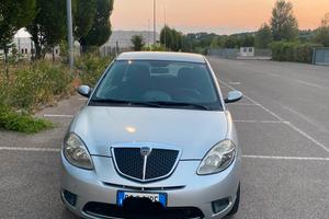 Lancia Ypsilon  1.2 benzina cinghia distr nuova