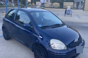 Toyota yaris 2004