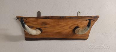 Appendiabiti legno e corna