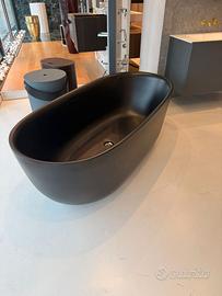 VASCA FEESTANDING NERO OPACO