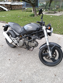 Ducati Monster 600 Dark