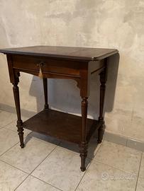 Tavolino antico in legno