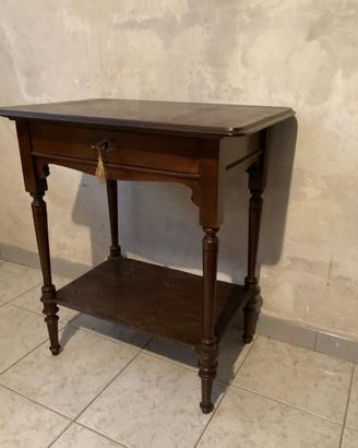 Tavolino antico in legno
