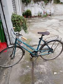 Bici da città da donna, con cambio