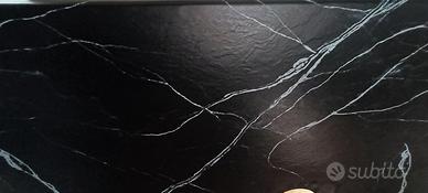 Piatto doccia nero marmorizzato