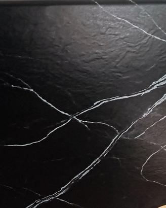Piatto doccia nero marmorizzato